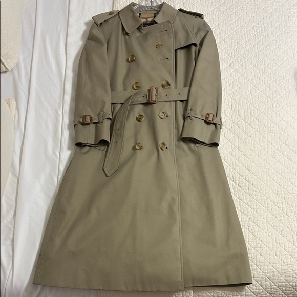 Vintage Burberry Classic Trench Coat